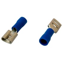 Konektor kablowy izolowany żeński